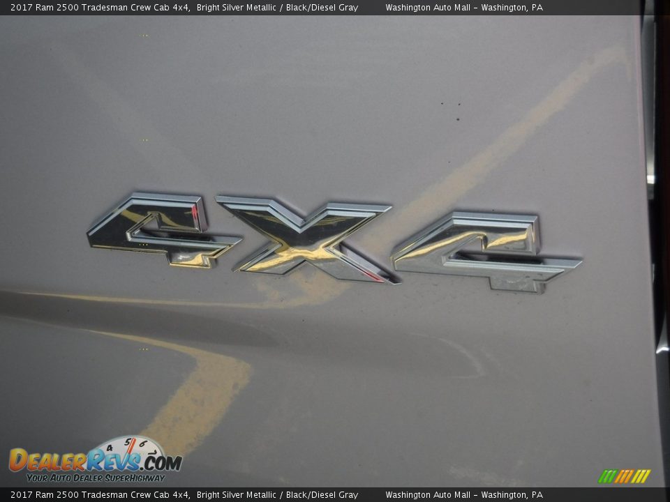 2017 Ram 2500 Tradesman Crew Cab 4x4 Bright Silver Metallic / Black/Diesel Gray Photo #12