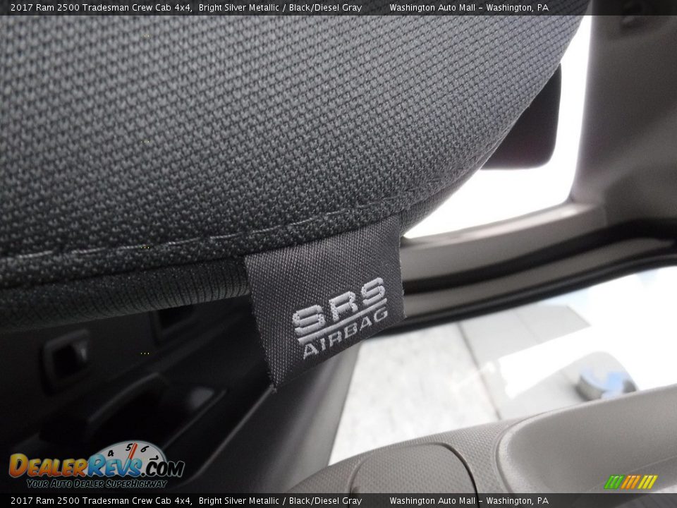 2017 Ram 2500 Tradesman Crew Cab 4x4 Bright Silver Metallic / Black/Diesel Gray Photo #15