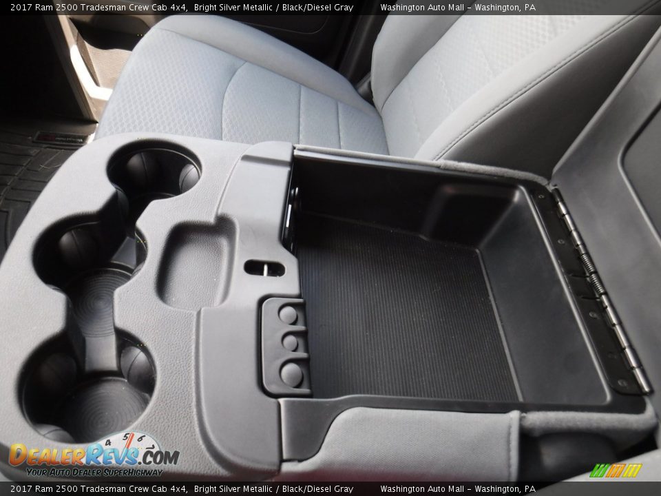 2017 Ram 2500 Tradesman Crew Cab 4x4 Bright Silver Metallic / Black/Diesel Gray Photo #23