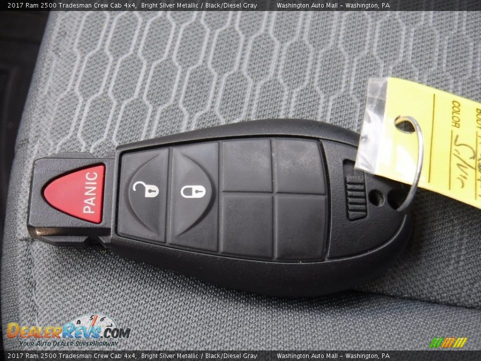 2017 Ram 2500 Tradesman Crew Cab 4x4 Bright Silver Metallic / Black/Diesel Gray Photo #25