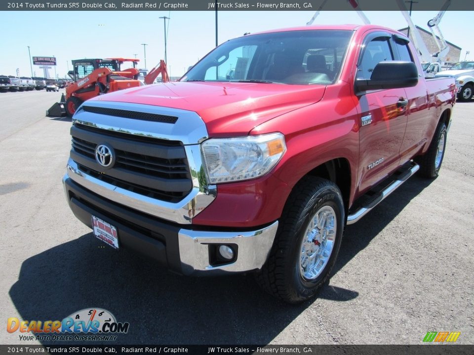 2014 Toyota Tundra SR5 Double Cab Radiant Red / Graphite Photo #4