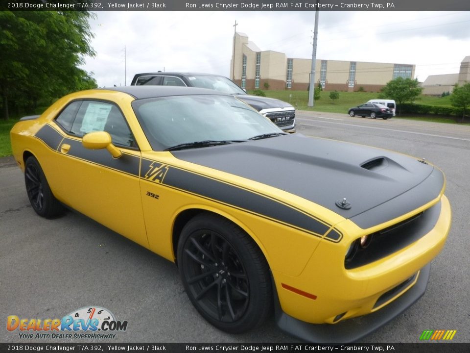 Front 3/4 View of 2018 Dodge Challenger T/A 392 Photo #7