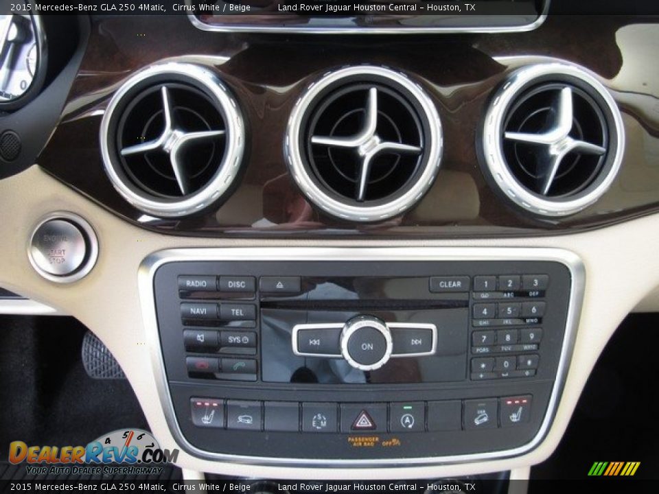2015 Mercedes-Benz GLA 250 4Matic Cirrus White / Beige Photo #32