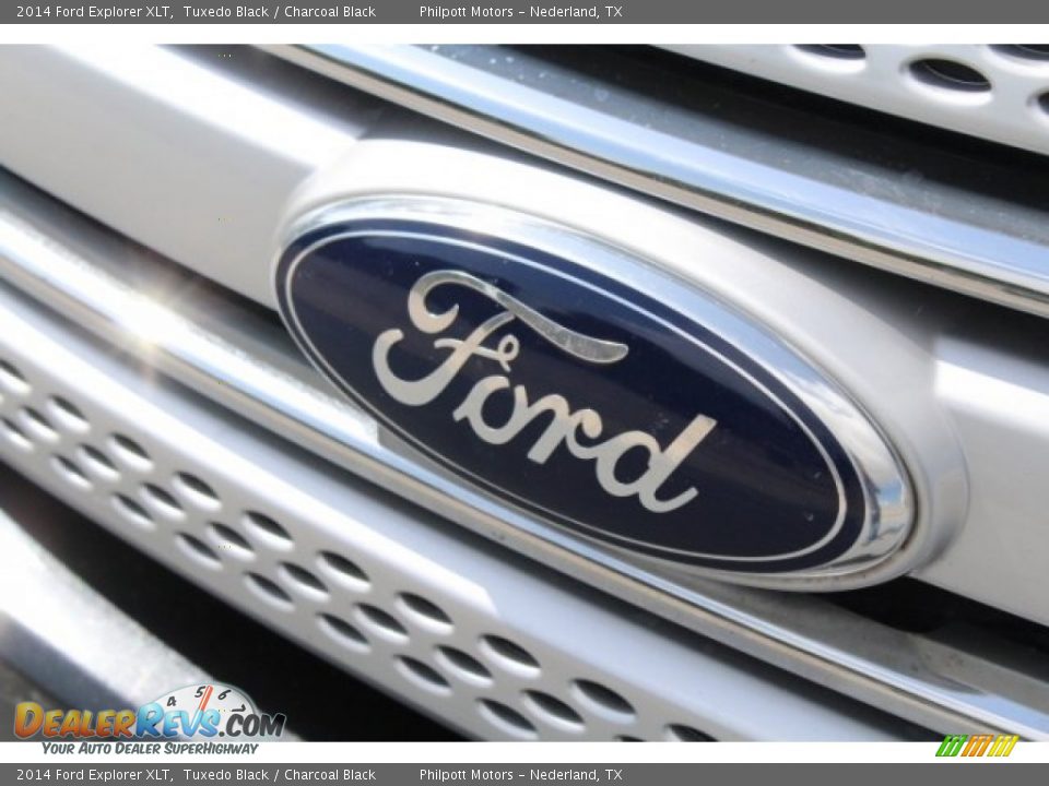 2014 Ford Explorer XLT Tuxedo Black / Charcoal Black Photo #4
