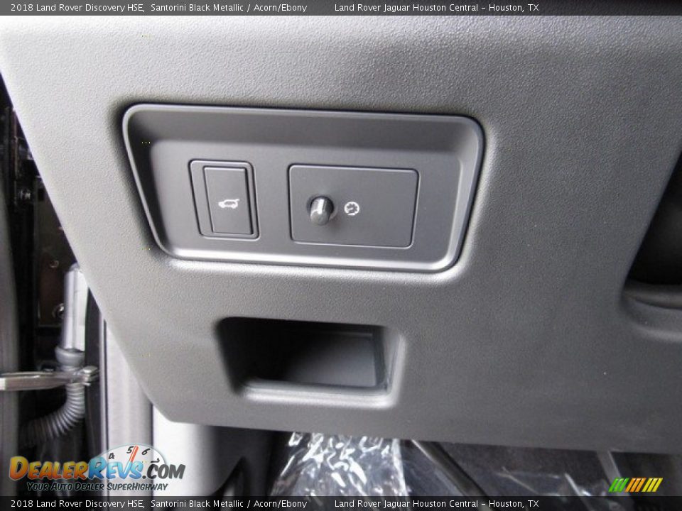 2018 Land Rover Discovery HSE Santorini Black Metallic / Acorn/Ebony Photo #27