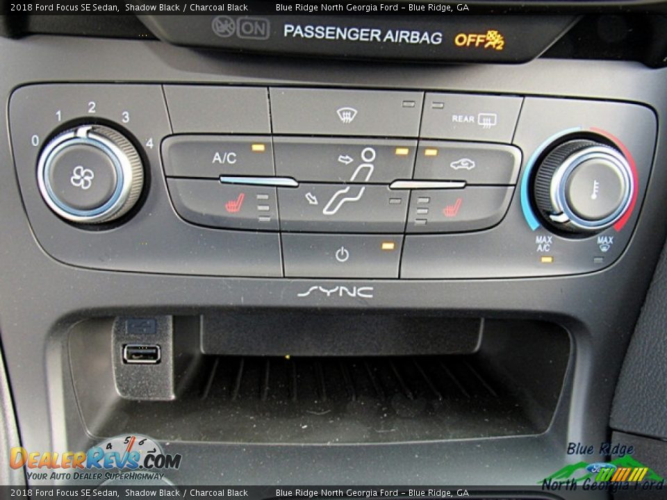 2018 Ford Focus SE Sedan Shadow Black / Charcoal Black Photo #21