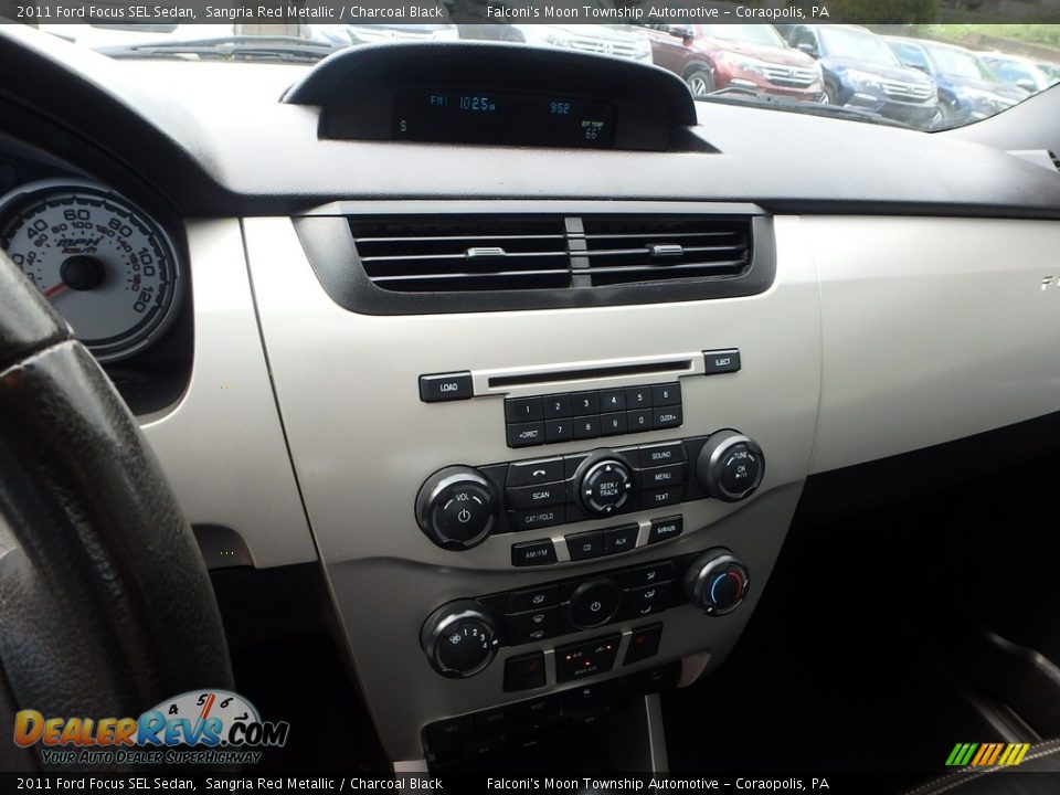 2011 Ford Focus SEL Sedan Sangria Red Metallic / Charcoal Black Photo #23