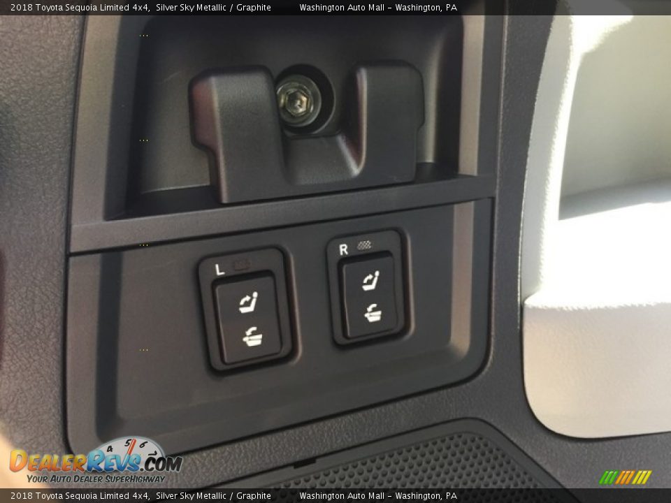 Controls of 2018 Toyota Sequoia Limited 4x4 Photo #24