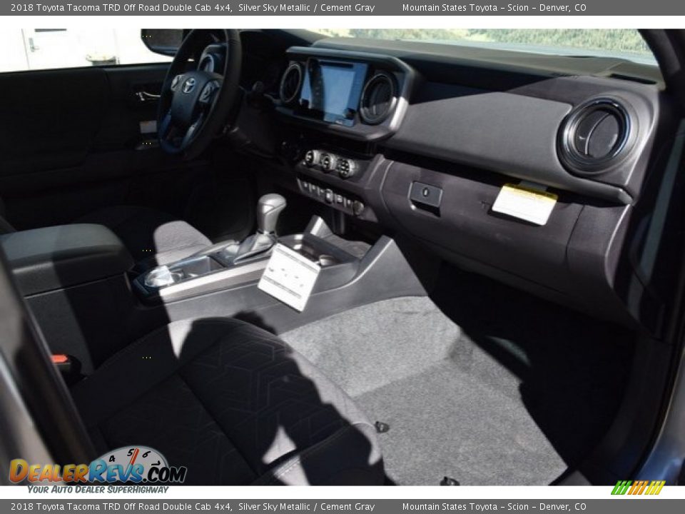 2018 Toyota Tacoma TRD Off Road Double Cab 4x4 Silver Sky Metallic / Cement Gray Photo #10