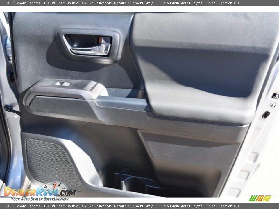 2018 Toyota Tacoma TRD Off Road Double Cab 4x4 Silver Sky Metallic / Cement Gray Photo #22