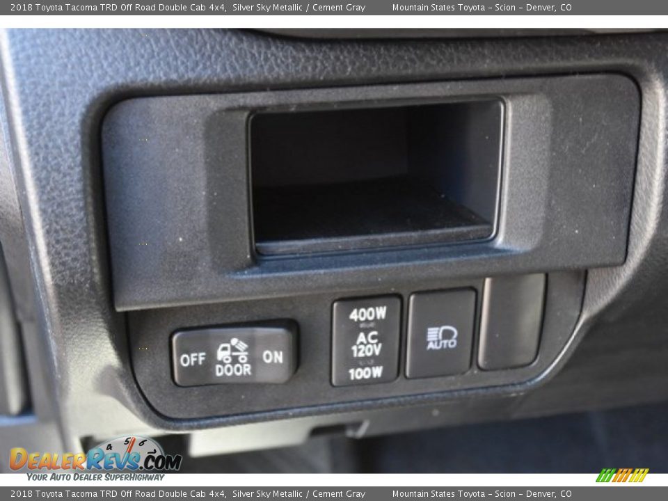 2018 Toyota Tacoma TRD Off Road Double Cab 4x4 Silver Sky Metallic / Cement Gray Photo #24