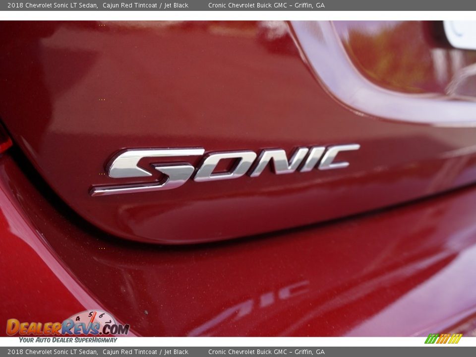 2018 Chevrolet Sonic LT Sedan Cajun Red Tintcoat / Jet Black Photo #13