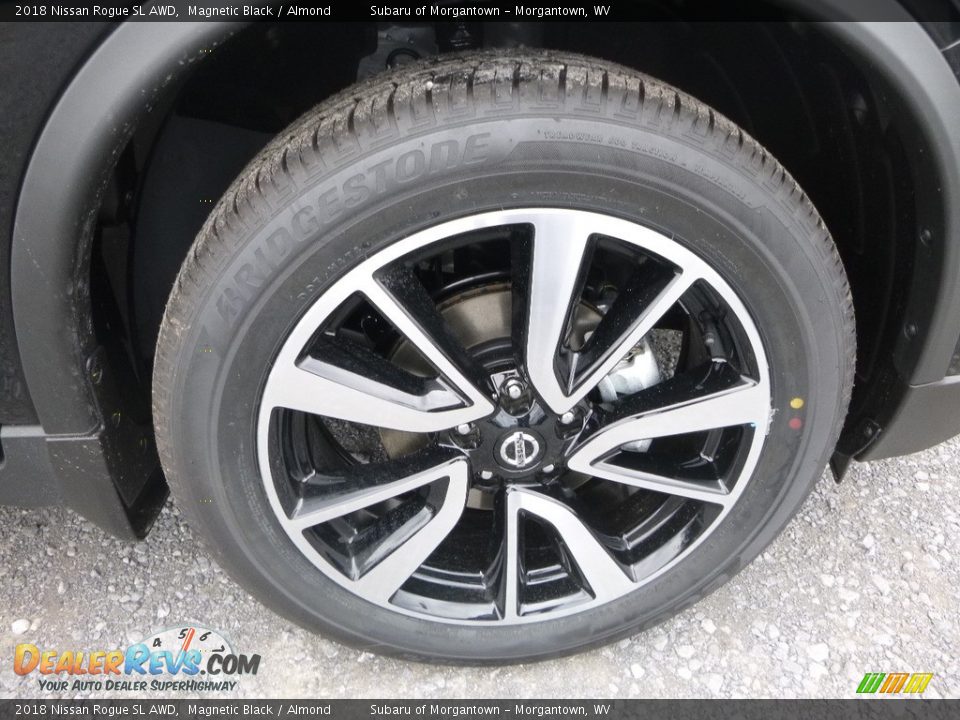 2018 Nissan Rogue SL AWD Magnetic Black / Almond Photo #10
