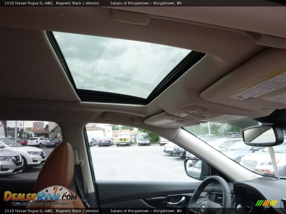 2018 Nissan Rogue SL AWD Magnetic Black / Almond Photo #13