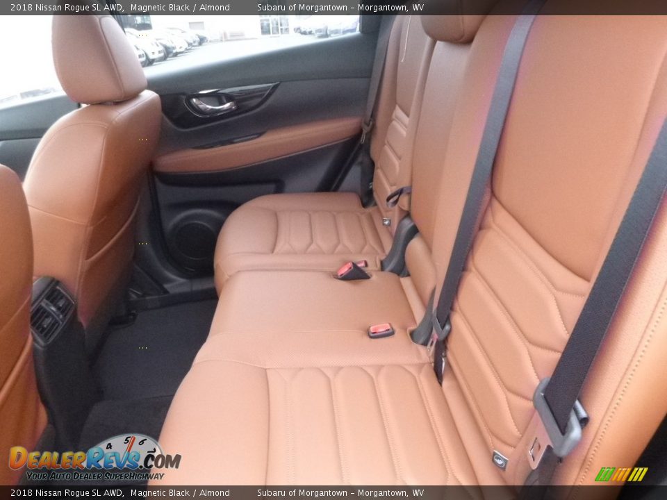 2018 Nissan Rogue SL AWD Magnetic Black / Almond Photo #14