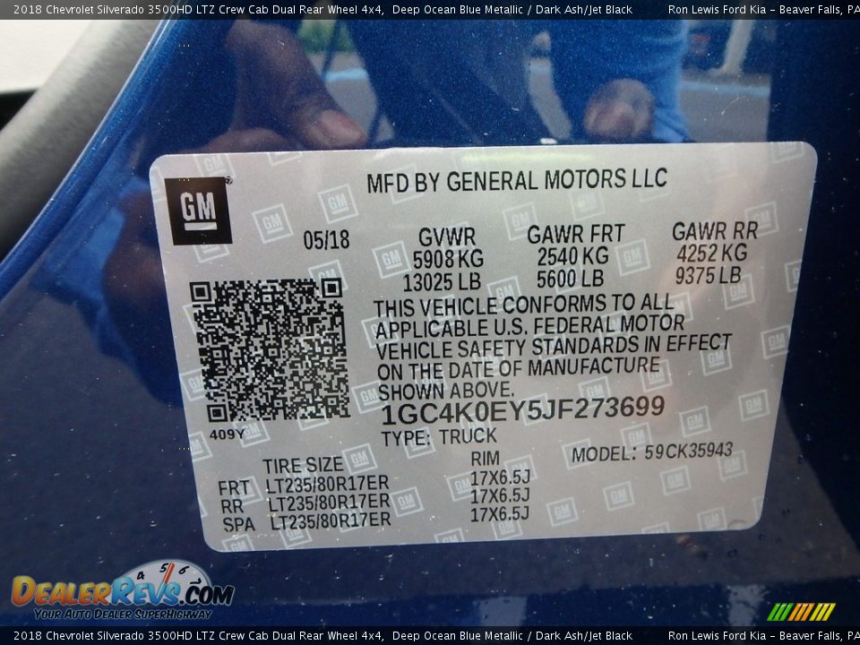 2018 Chevrolet Silverado 3500HD LTZ Crew Cab Dual Rear Wheel 4x4 Deep Ocean Blue Metallic / Dark Ash/Jet Black Photo #15