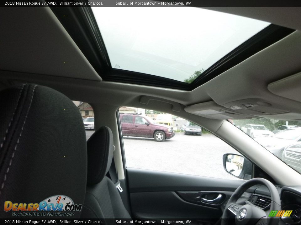 2018 Nissan Rogue SV AWD Brilliant Silver / Charcoal Photo #12
