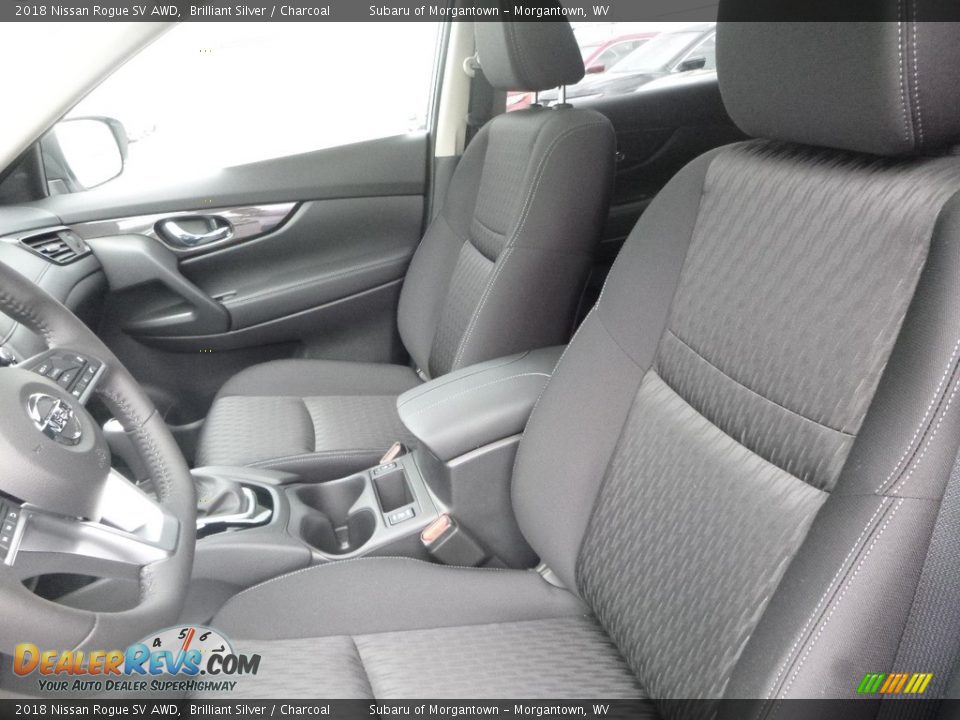 2018 Nissan Rogue SV AWD Brilliant Silver / Charcoal Photo #14