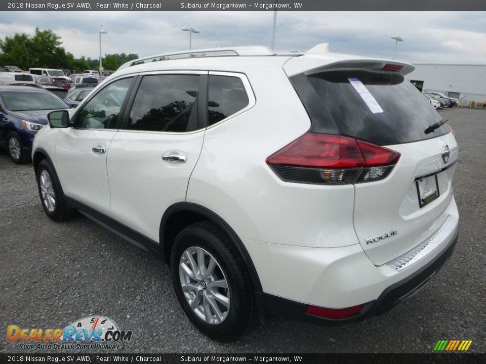 2018 Nissan Rogue SV AWD Pearl White / Charcoal Photo #6