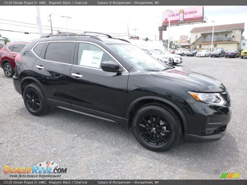 2018 Nissan Rogue SV AWD Magnetic Black / Charcoal Photo #1