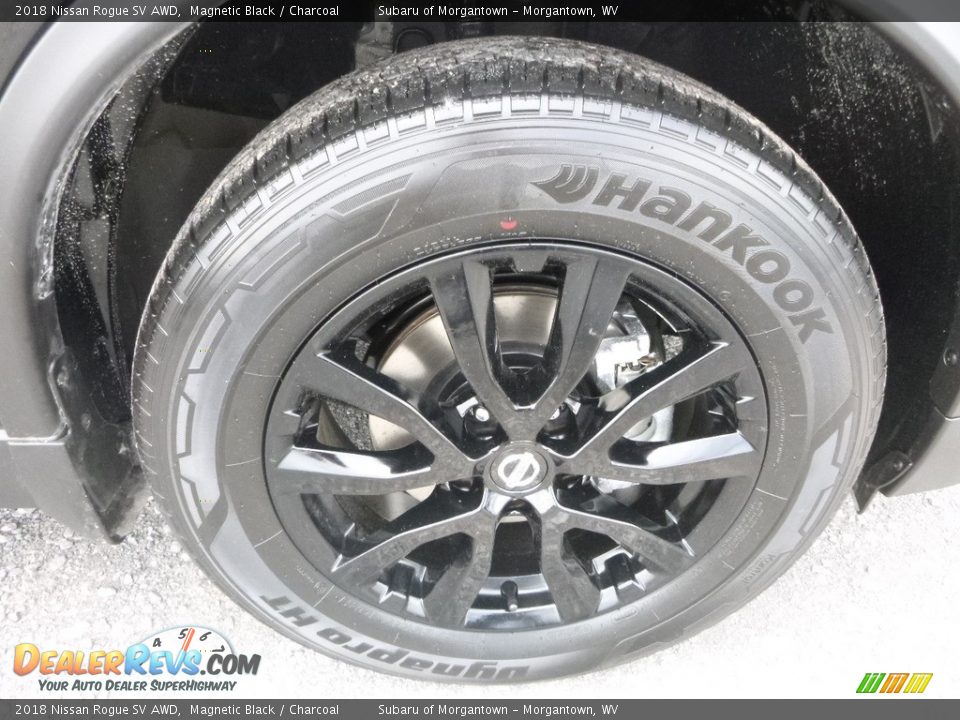2018 Nissan Rogue SV AWD Magnetic Black / Charcoal Photo #2