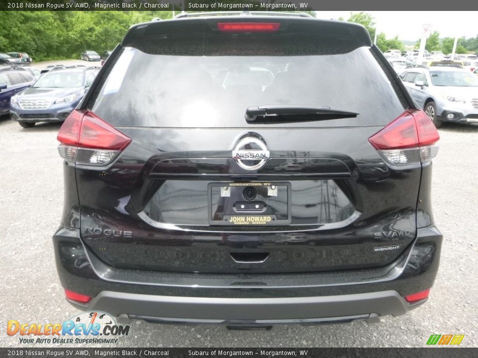 2018 Nissan Rogue SV AWD Magnetic Black / Charcoal Photo #5