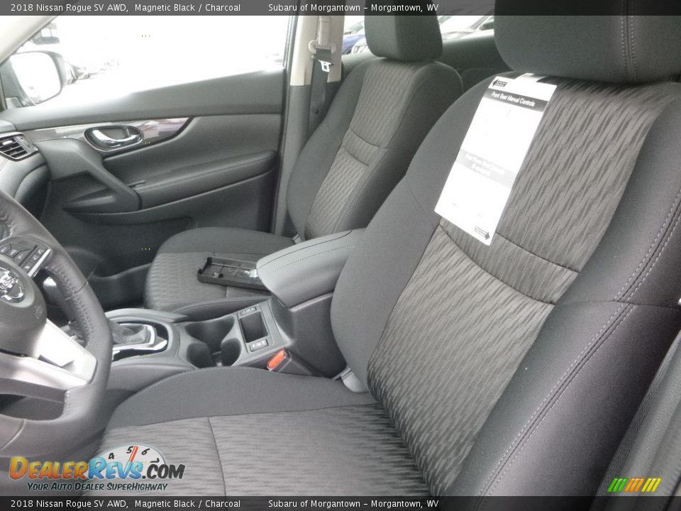 2018 Nissan Rogue SV AWD Magnetic Black / Charcoal Photo #15