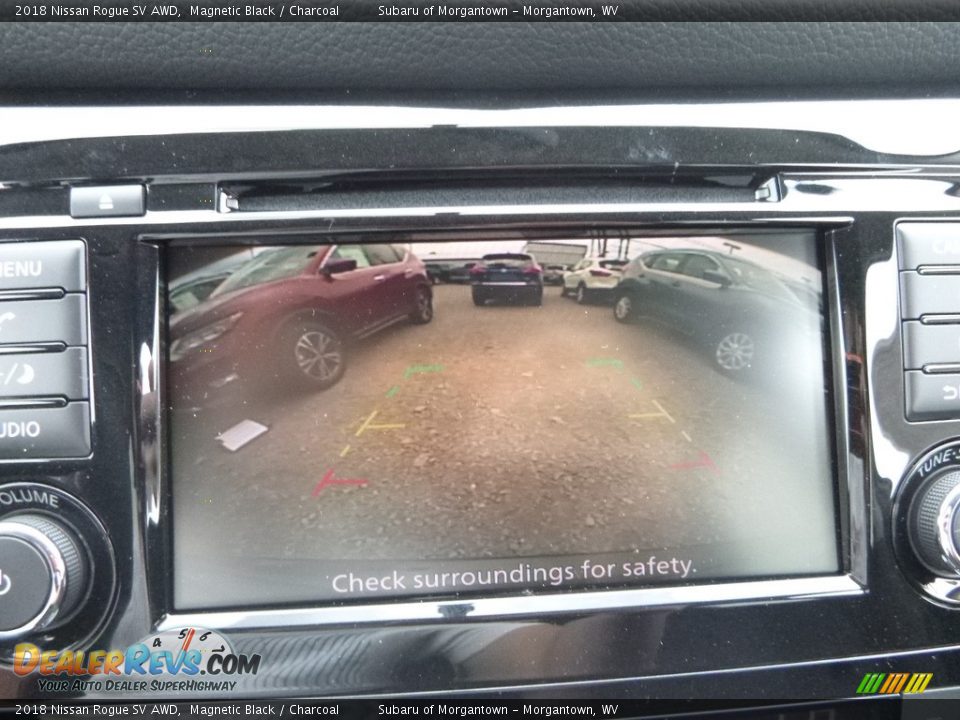 2018 Nissan Rogue SV AWD Magnetic Black / Charcoal Photo #18