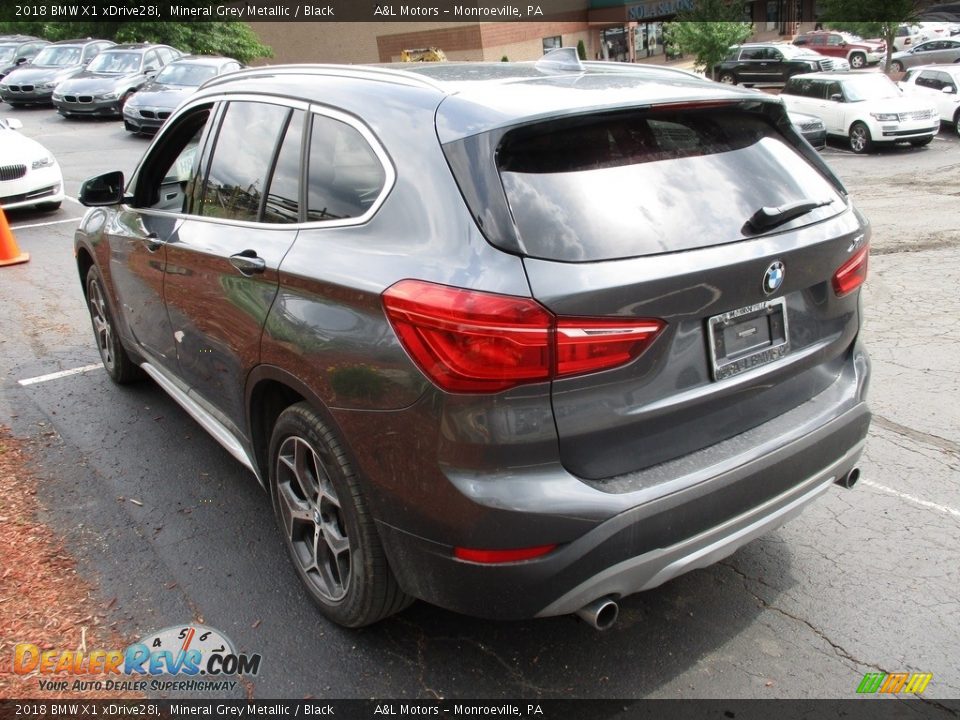 2018 BMW X1 xDrive28i Mineral Grey Metallic / Black Photo #5