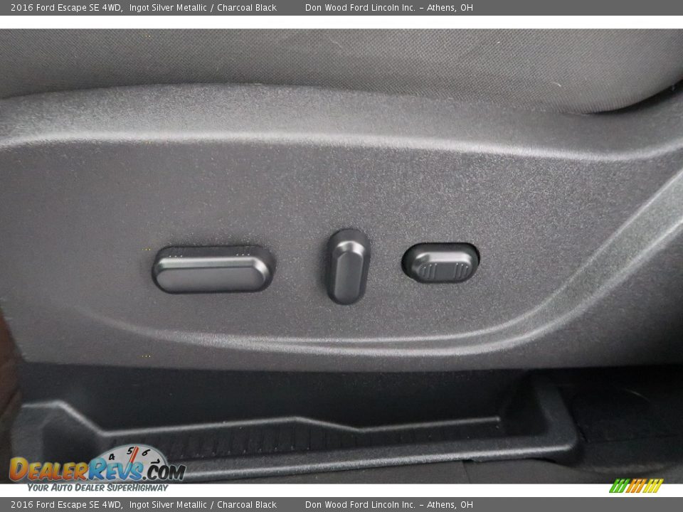 2016 Ford Escape SE 4WD Ingot Silver Metallic / Charcoal Black Photo #3