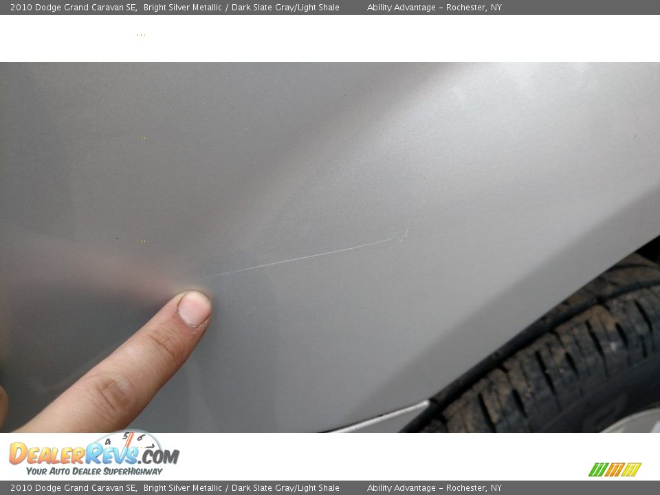 2010 Dodge Grand Caravan SE Bright Silver Metallic / Dark Slate Gray/Light Shale Photo #30