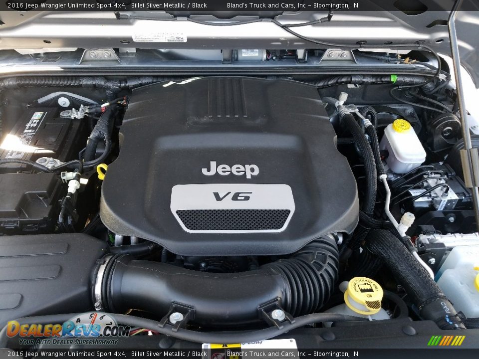 2016 Jeep Wrangler Unlimited Sport 4x4 Billet Silver Metallic / Black Photo #31