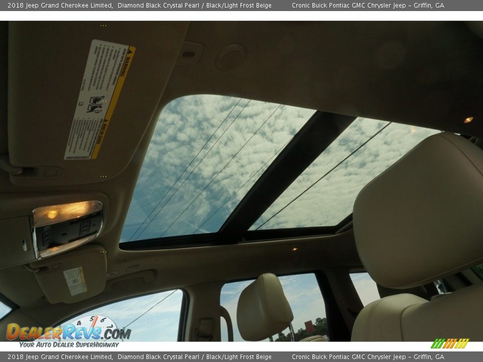 2018 Jeep Grand Cherokee Limited Diamond Black Crystal Pearl / Black/Light Frost Beige Photo #4