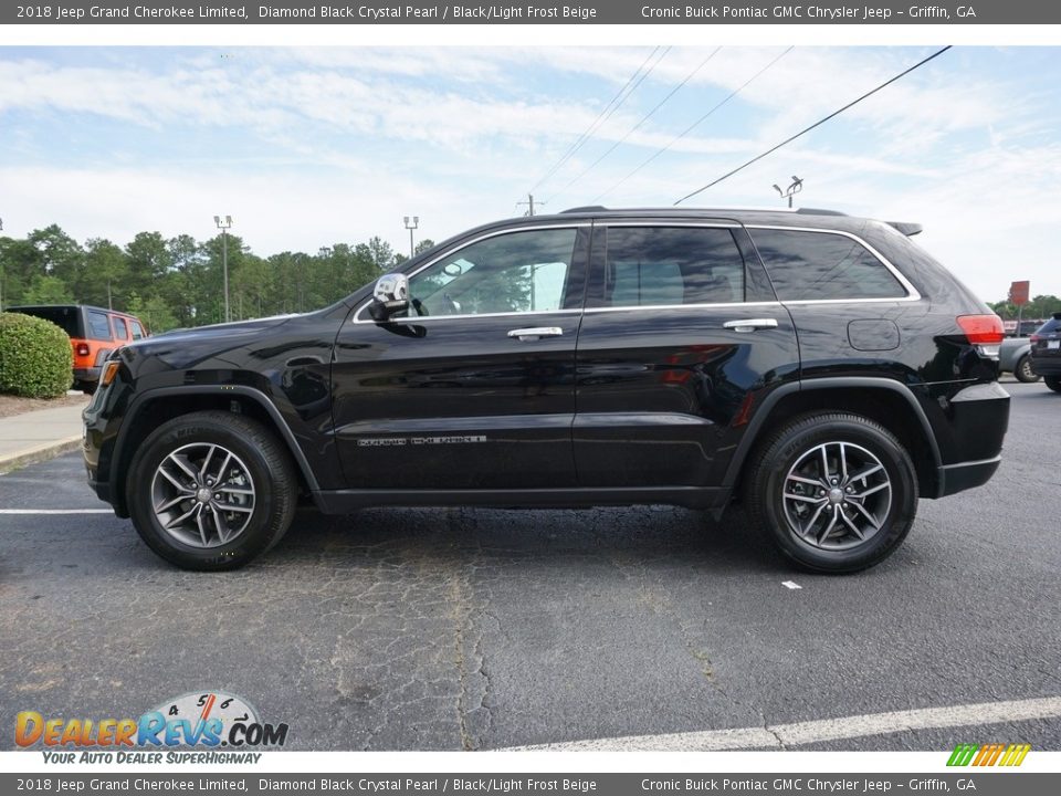 2018 Jeep Grand Cherokee Limited Diamond Black Crystal Pearl / Black/Light Frost Beige Photo #10