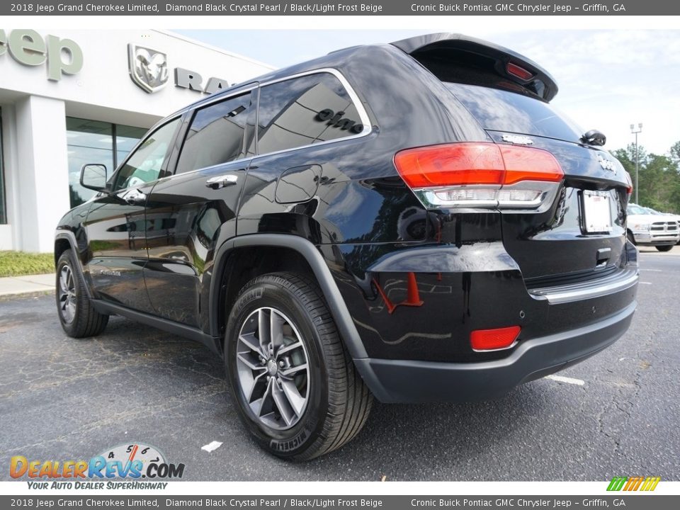 2018 Jeep Grand Cherokee Limited Diamond Black Crystal Pearl / Black/Light Frost Beige Photo #11