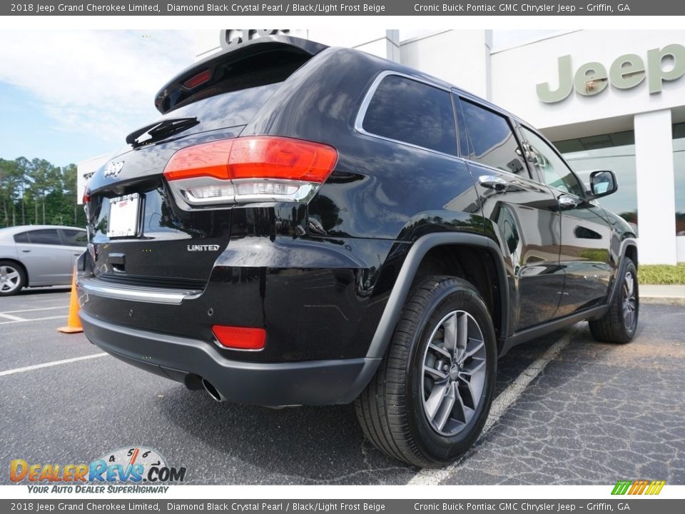2018 Jeep Grand Cherokee Limited Diamond Black Crystal Pearl / Black/Light Frost Beige Photo #13