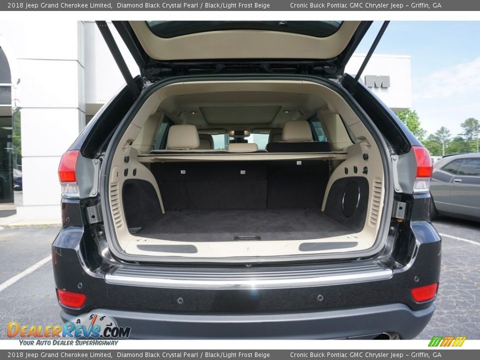 2018 Jeep Grand Cherokee Limited Diamond Black Crystal Pearl / Black/Light Frost Beige Photo #18