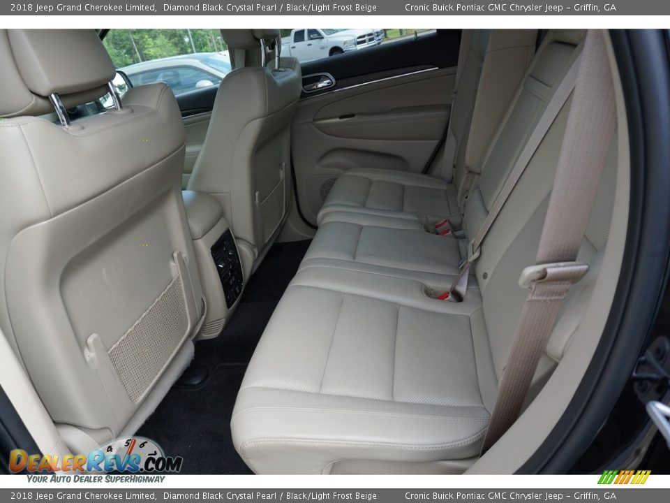 2018 Jeep Grand Cherokee Limited Diamond Black Crystal Pearl / Black/Light Frost Beige Photo #19