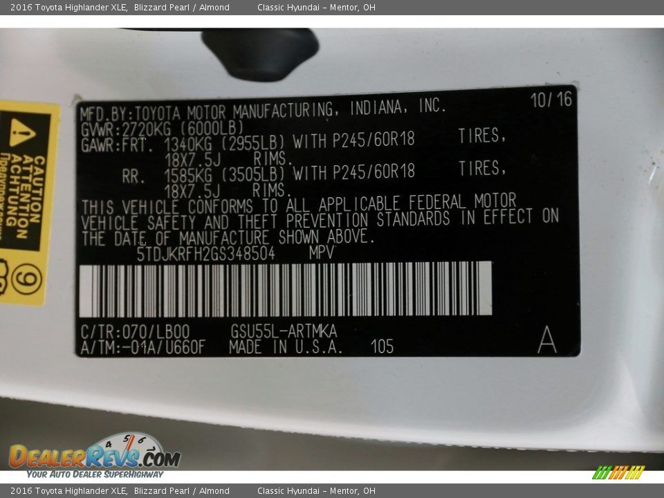 2016 Toyota Highlander XLE Blizzard Pearl / Almond Photo #35