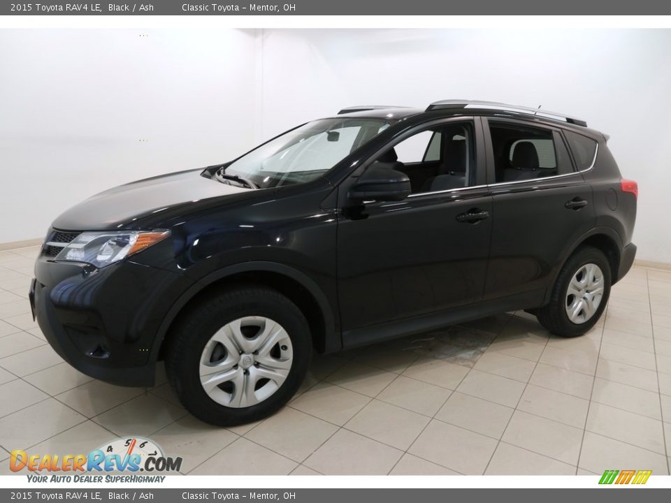 2015 Toyota RAV4 LE Black / Ash Photo #3