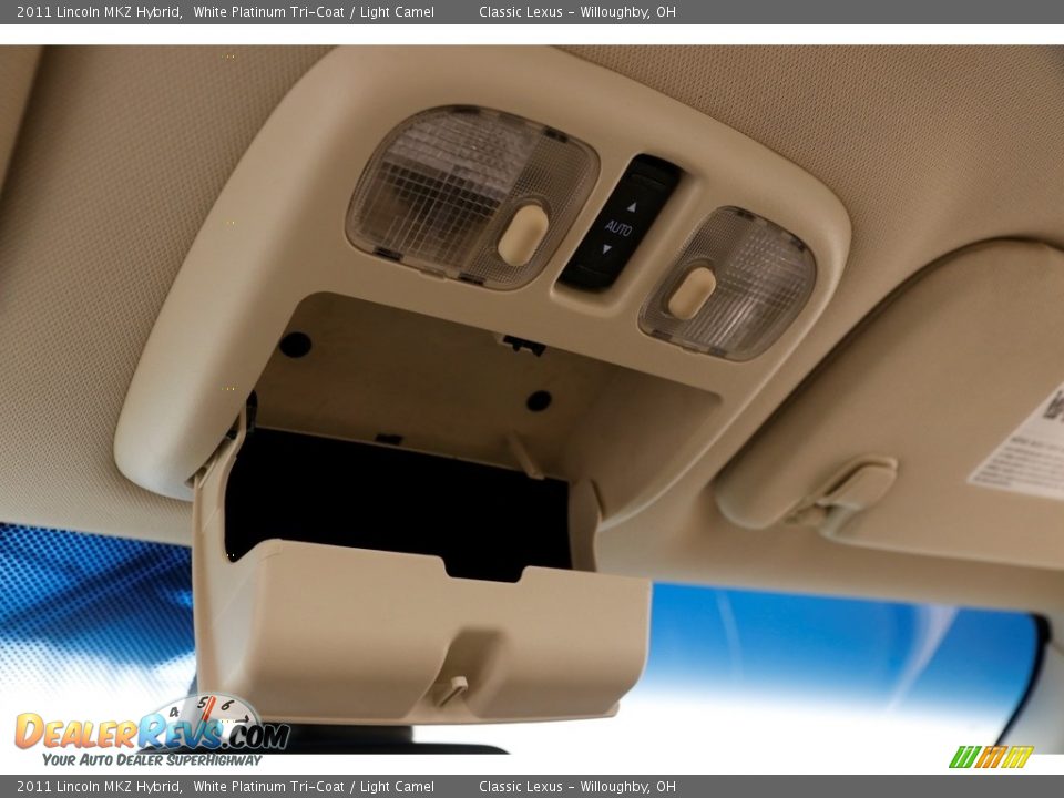 2011 Lincoln MKZ Hybrid White Platinum Tri-Coat / Light Camel Photo #11