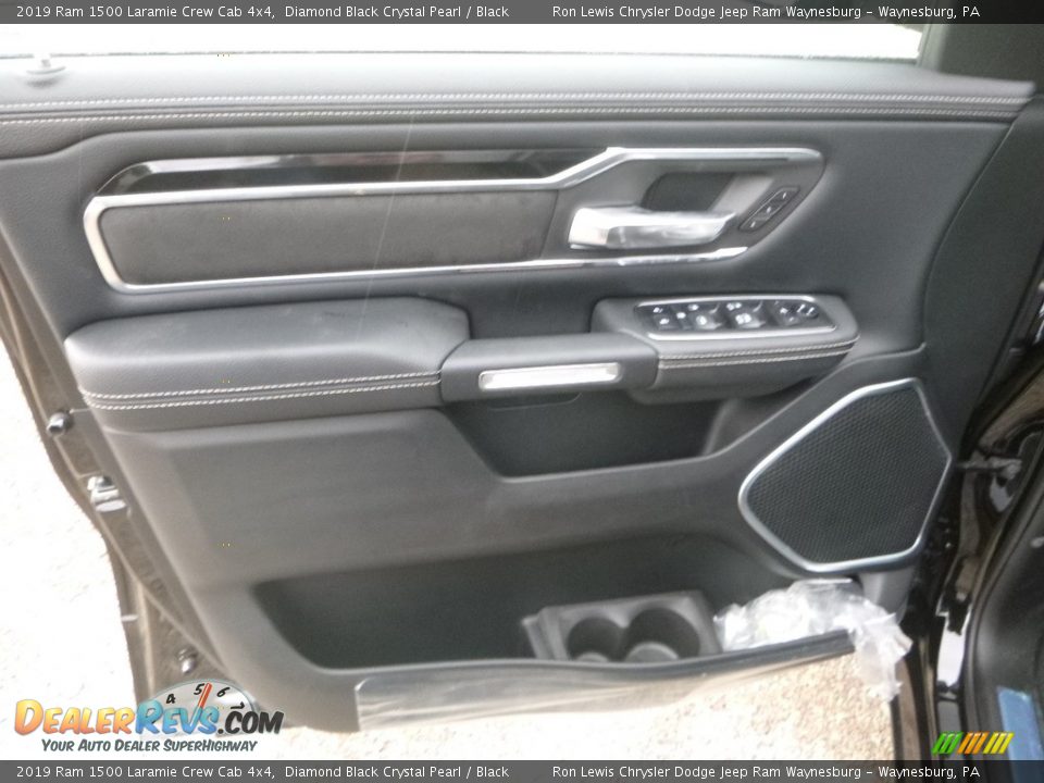 2019 Ram 1500 Laramie Crew Cab 4x4 Diamond Black Crystal Pearl / Black Photo #15