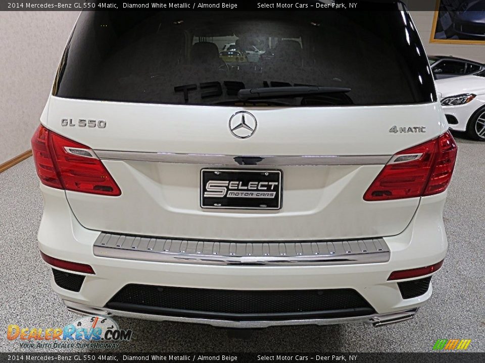 2014 Mercedes-Benz GL 550 4Matic Diamond White Metallic / Almond Beige Photo #5