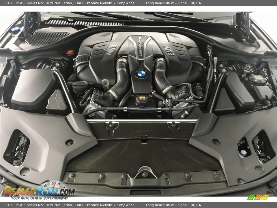2018 BMW 5 Series M550i xDrive Sedan Dark Graphite Metallic / Ivory White Photo #8