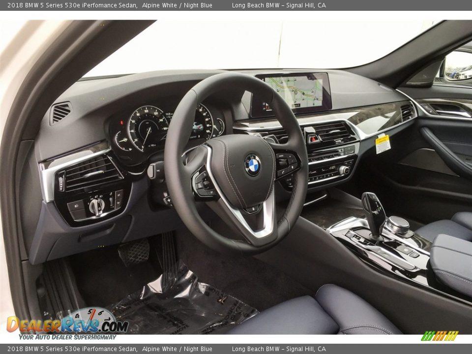 2018 BMW 5 Series 530e iPerfomance Sedan Alpine White / Night Blue Photo #5