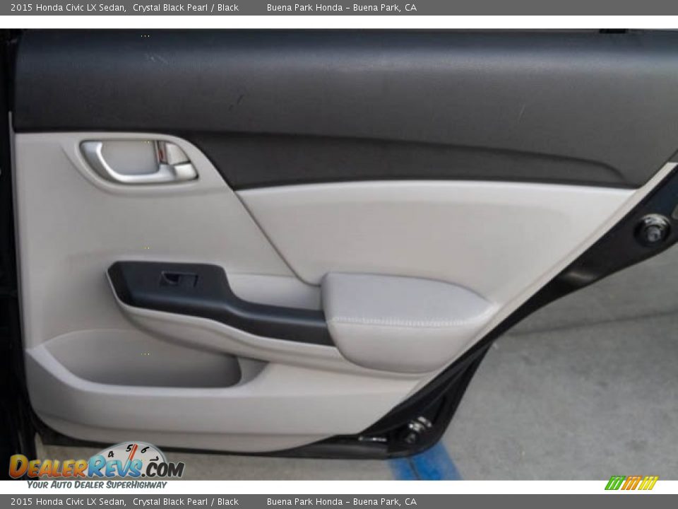 2015 Honda Civic LX Sedan Crystal Black Pearl / Black Photo #28