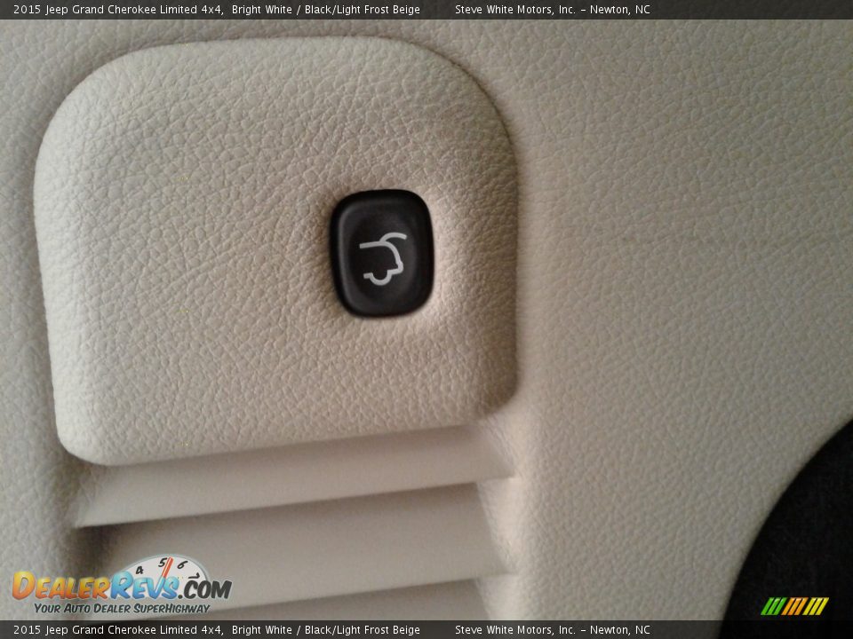 2015 Jeep Grand Cherokee Limited 4x4 Bright White / Black/Light Frost Beige Photo #12