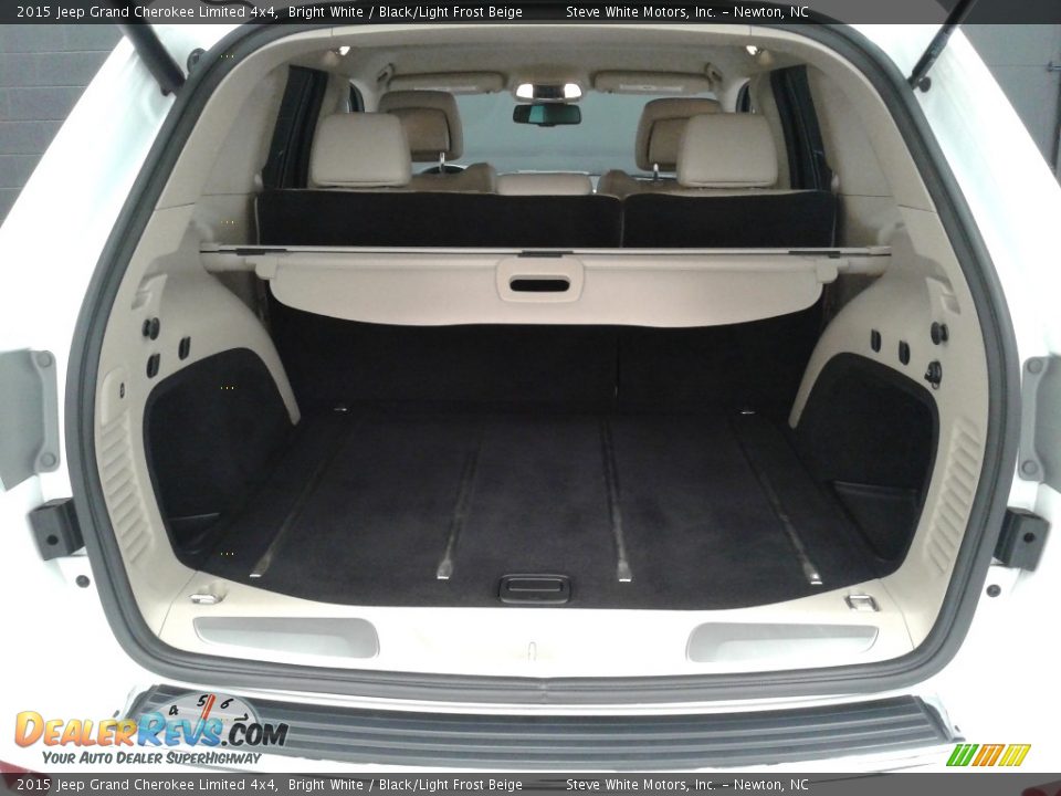 2015 Jeep Grand Cherokee Limited 4x4 Bright White / Black/Light Frost Beige Photo #13