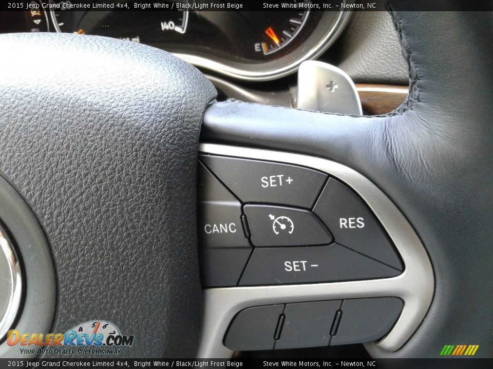 2015 Jeep Grand Cherokee Limited 4x4 Bright White / Black/Light Frost Beige Photo #19