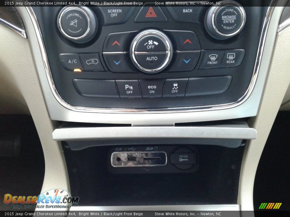 2015 Jeep Grand Cherokee Limited 4x4 Bright White / Black/Light Frost Beige Photo #27